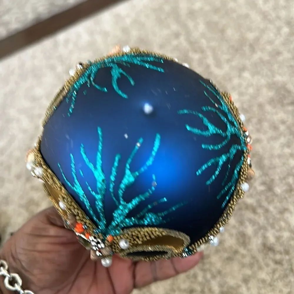 Trimsetter Beautiful Large Ornamented Tree Bulbs - Picture 4 of 5